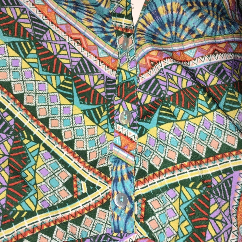Multi-Color Patterned Long Sleeve High-Low Dress - Picture 5 of 6
